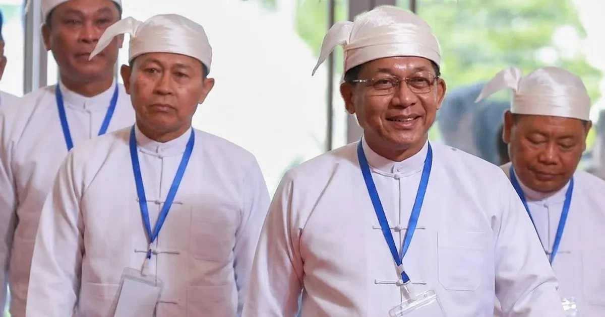 Min Aung Hlaing, who will become the president himself and advise Soe Win