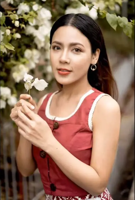 Actress Yadanar acts as a famous crafting master